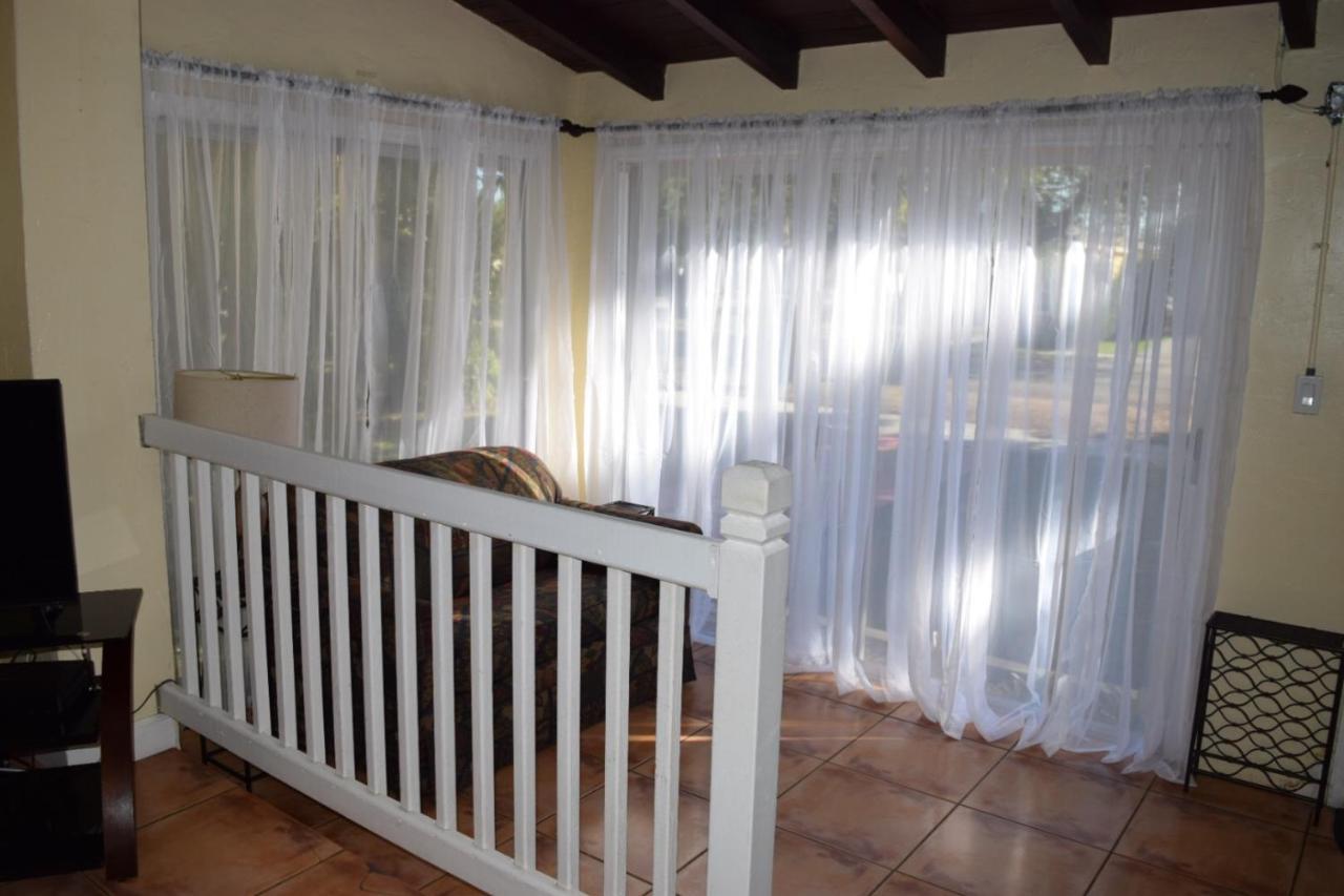 Home In The Heart Of Miami Extérieur photo